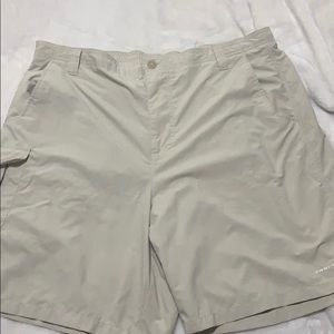 Men Columbia boat shorts